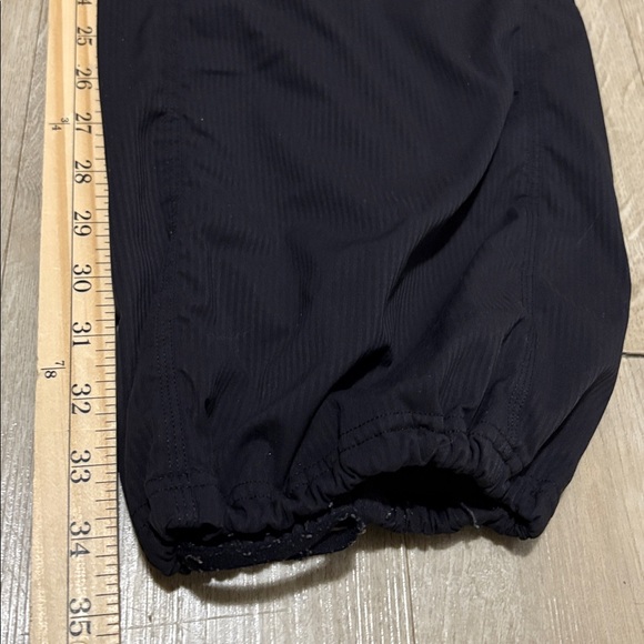 Lululemon Dance Studio Pants Size 6 34.5” Inseam - Picture 5 of 8